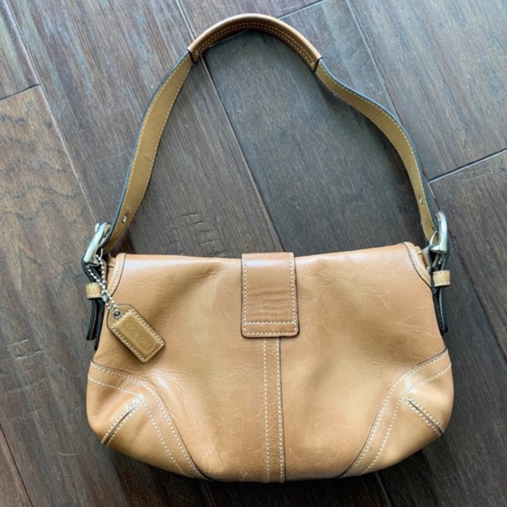 Vintage Coach Tan Leather Shoulder Bag with Single Strap - Picture 2 of 2